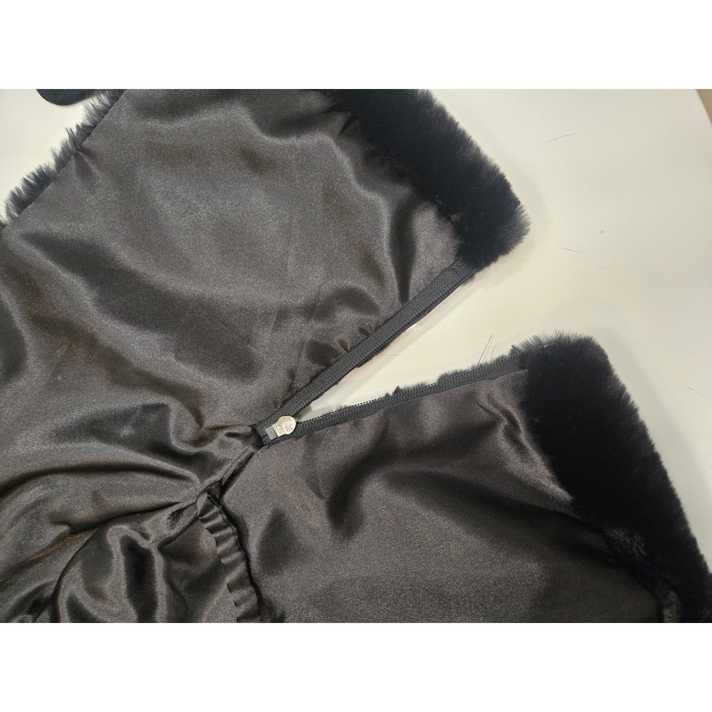 Badgley Mischka Black Faux Fur Capelet Zipper Arm Slits Small Outerwear Wrap - Picture 6 of 7